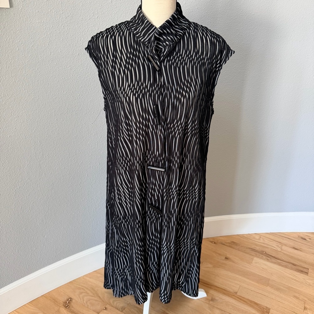 IC by Connie K Sheer Textured Tunic Dress